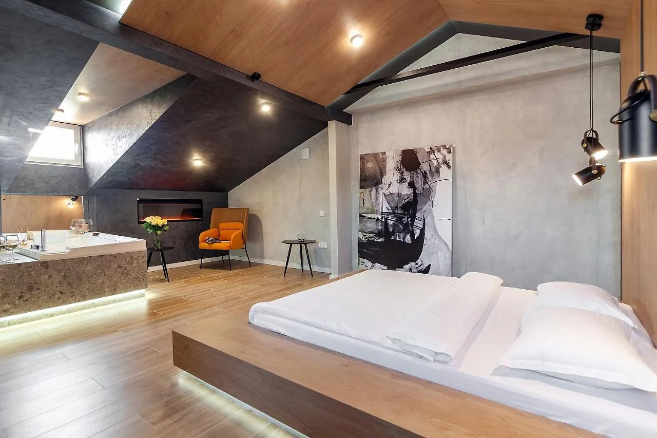 Royal Vip Jacuzzi Apart Leopoli
